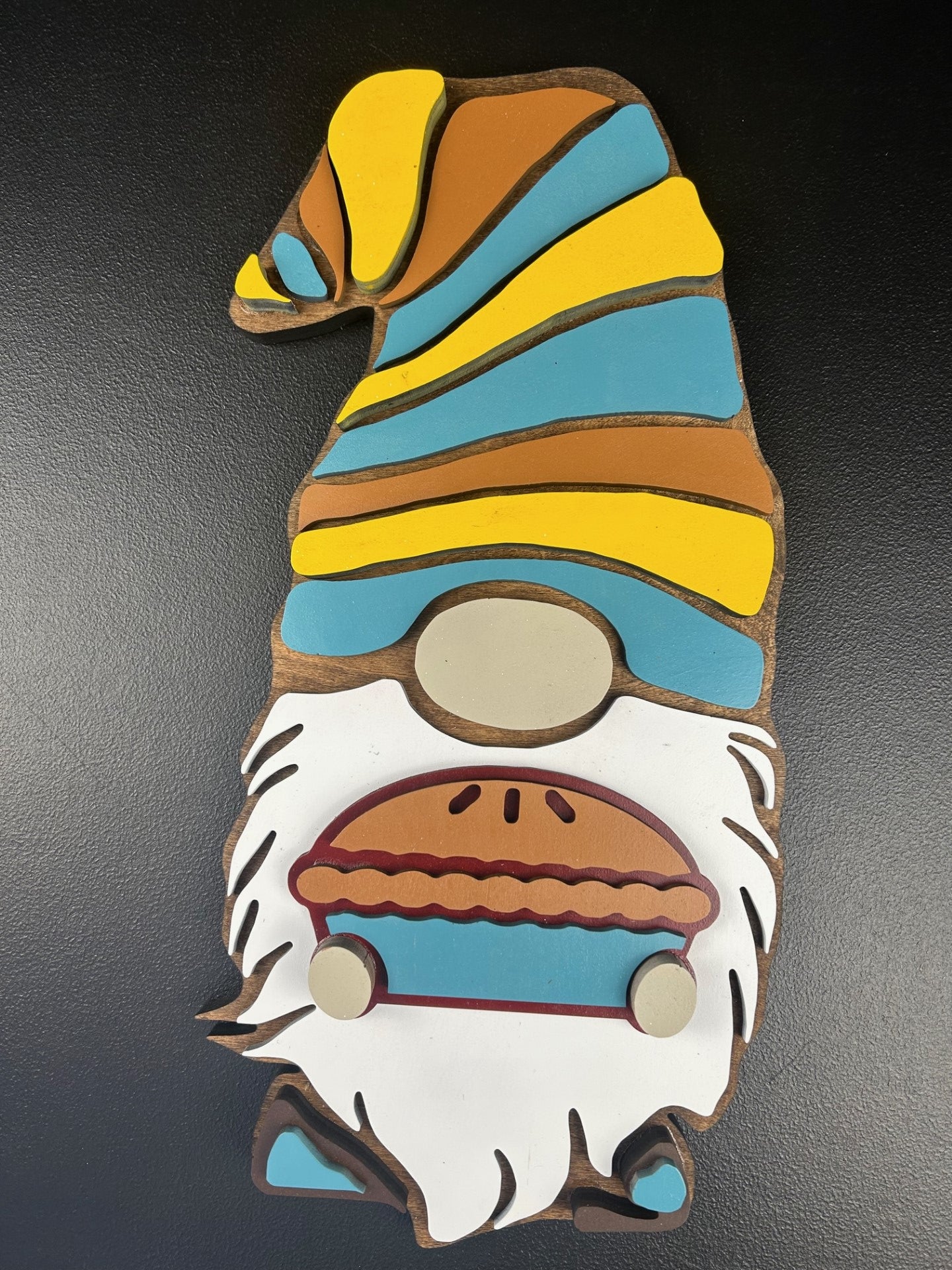 Baking Pie Gnome - Wooden Home Decor