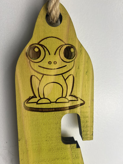 Rustic Wooden Frog Multi Clay Pot Hanger